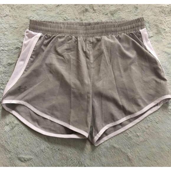 Under Armour UA Speed Stride Shorts & fitted t-shirt Sz XS NEW - Picture 4 of 10